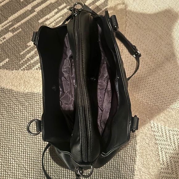 Simply Vera Black Handbag (missing double handles) - Picture 2 of 8
